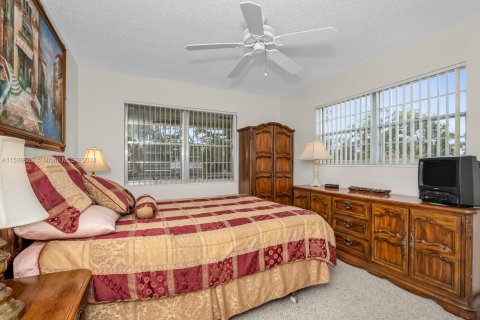 Copropriété à vendre à Deerfield Beach, Floride: 2 chambres, 76.18 m2 № 1031116 - photo 18