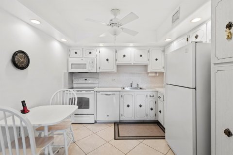 Copropriété à vendre à West Palm Beach, Floride: 2 chambres, 98.66 m2 № 1045404 - photo 23