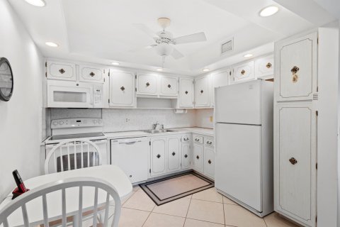 Copropriété à vendre à West Palm Beach, Floride: 2 chambres, 98.66 m2 № 1045404 - photo 22