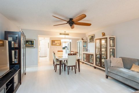 Copropriété à vendre à Lake Worth, Floride: 3 chambres, 136.01 m2 № 1045403 - photo 16