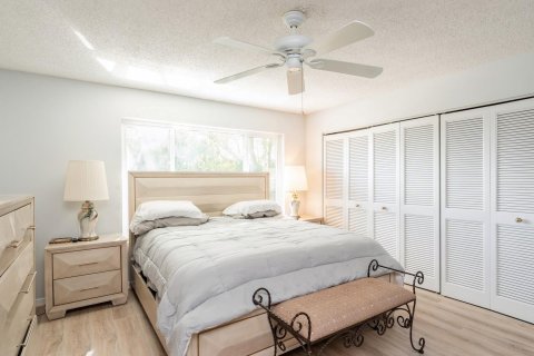 Condo in Lake Worth, Florida, 3 bedrooms  № 1045403 - photo 6