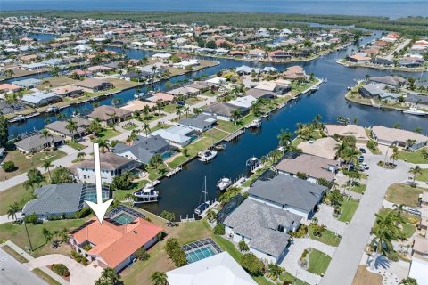 Villa ou maison à vendre à Punta Gorda, Floride: 3 chambres, 208.84 m2 № 1219932 - photo 3