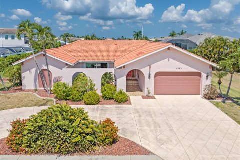 Villa ou maison à vendre à Punta Gorda, Floride: 3 chambres, 208.84 m2 № 1219932 - photo 2