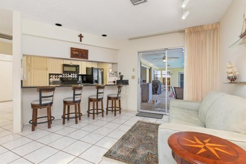 Villa ou maison à vendre à Punta Gorda, Floride: 3 chambres, 208.84 m2 № 1219932 - photo 25