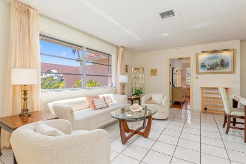 Villa ou maison à vendre à Punta Gorda, Floride: 3 chambres, 208.84 m2 № 1219932 - photo 6