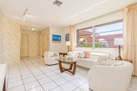 Villa ou maison à vendre à Punta Gorda, Floride: 3 chambres, 208.84 m2 № 1219932 - photo 7