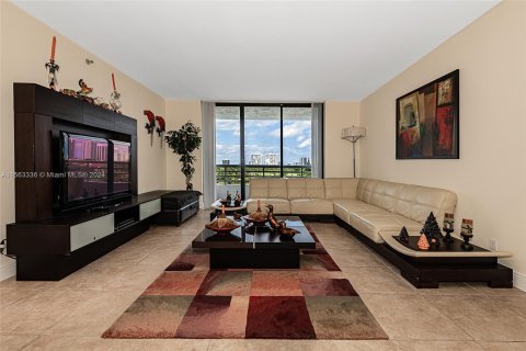 Condominio en venta en Aventura, Florida, 2 dormitorios, 98.66 m2 № 1098261 - foto 9