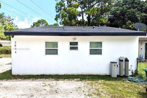 Adosado en venta en Miami Gardens, Florida, 4 dormitorios, 113.99 m2 № 1375811 - foto 3