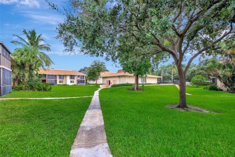 Copropriété à vendre à Hollywood, Floride: 1 chambre, 60.39 m2 № 1331267 - photo 26