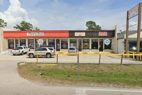 Commercial property in Port Charlotte, Florida 468.23 sq.m. № 1352319 - photo 1