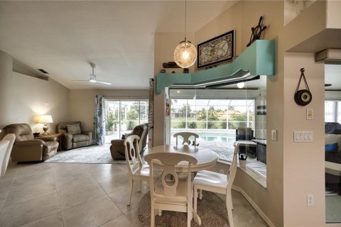 Casa en venta en Punta Gorda, Florida, 3 dormitorios, 187.11 m2 № 1352440 - foto 14