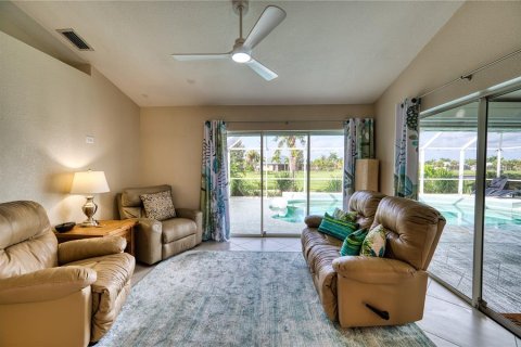 Casa en venta en Punta Gorda, Florida, 3 dormitorios, 187.11 m2 № 1352440 - foto 17