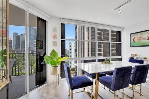 Condominio en venta en Miami, Florida, 2 dormitorios, 126.53 m2 № 1398018 - foto 15