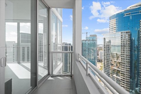 Condominio en venta en Miami, Florida, 2 dormitorios, 122.17 m2 № 1356770 - foto 18