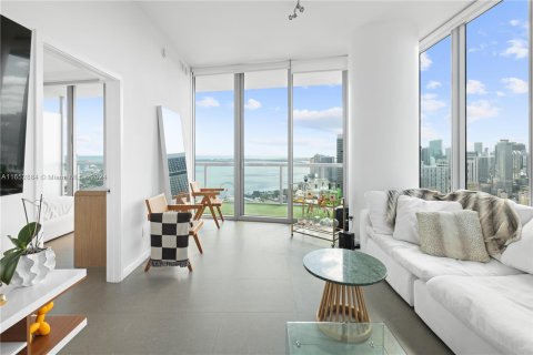 Condominio en venta en Miami, Florida, 2 dormitorios, 122.17 m2 № 1356770 - foto 1