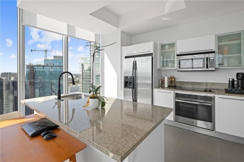 Condominio en venta en Miami, Florida, 2 dormitorios, 122.17 m2 № 1356770 - foto 8