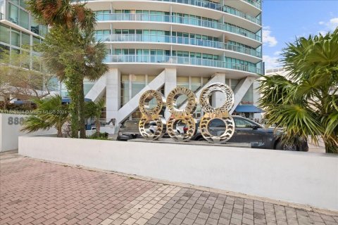 Condominio en venta en Miami, Florida, 2 dormitorios, 122.17 m2 № 1356770 - foto 22