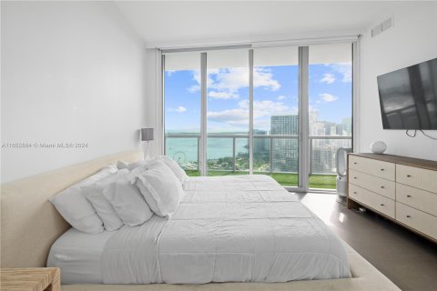 Condominio en venta en Miami, Florida, 2 dormitorios, 122.17 m2 № 1356770 - foto 13