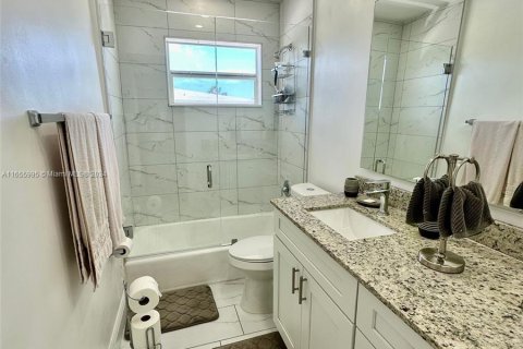 Copropriété à vendre à Miami Gardens, Floride: 2 chambres, 86.03 m2 № 1356817 - photo 15