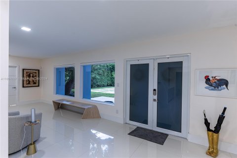 Villa ou maison à vendre à South Miami, Floride: 4 chambres, 307.23 m2 № 1231012 - photo 3