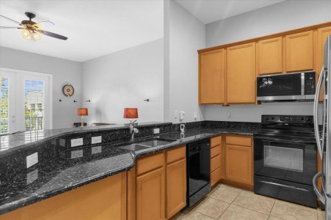 Condo in Orlando, Florida, 2 bedrooms  № 1303845 - photo 9