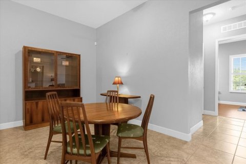 Condo in Orlando, Florida, 2 bedrooms  № 1303845 - photo 5