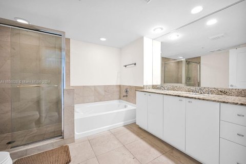 Condo in Fort Lauderdale, Florida, 1 bedroom  № 1360298 - photo 19