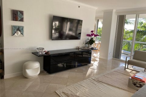 Condo in Aventura, Florida, 2 bedrooms  № 1360286 - photo 2