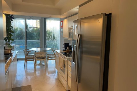 Condominio en alquiler en Aventura, Florida, 2 dormitorios, 146.79 m2 № 1360286 - foto 10