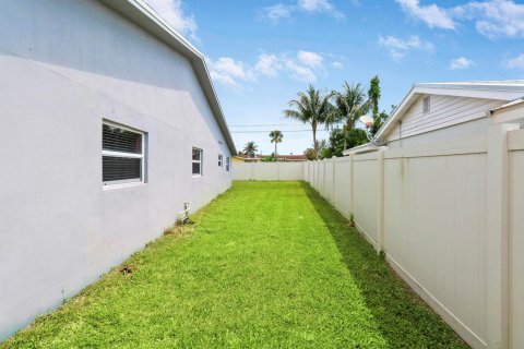 Villa ou maison à vendre à Palm Beach Gardens, Floride: 4 chambres, 253.44 m2 № 1171431 - photo 17