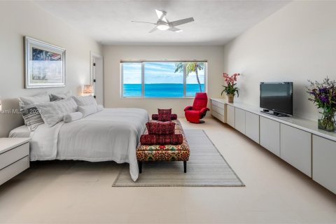 Casa en venta en Key Largo, Florida, 8 dormitorios, 831.38 m2 № 1045109 - foto 21