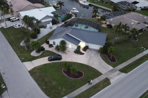 Villa ou maison à vendre à Punta Gorda, Floride: 3 chambres, 160.81 m2 № 1020805 - photo 12