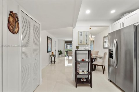 Copropriété à vendre à Sunrise, Floride: 2 chambres, 78.97 m2 № 1395273 - photo 6