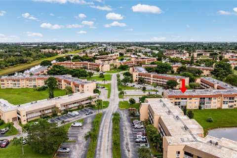 Condo in Sunrise, Florida, 2 bedrooms  № 1395273 - photo 26