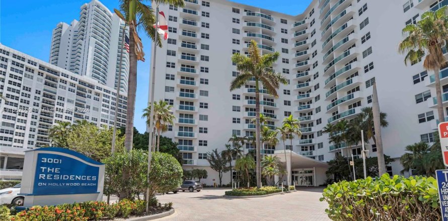 Condominio en Hollywood, Florida, 1 dormitorio  № 1395272