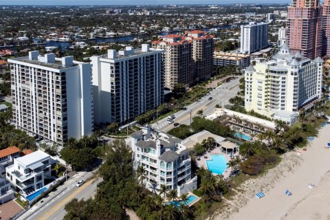 Condo in Fort Lauderdale, Florida, 2 bedrooms  № 1026240 - photo 3