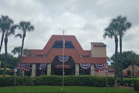 Condo in Margate, Florida, 1 bedroom  № 1331265 - photo 19