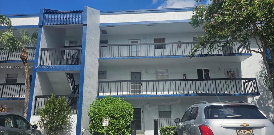 Condo in Margate, Florida, 1 bedroom  № 1331265