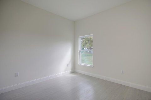 Casa en venta en Sebring, Florida, 4 dormitorios, 172.8 m2 № 1045459 - foto 15