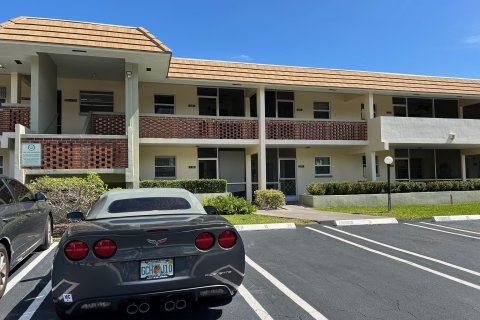 Condominio en venta en Pompano Beach, Florida, 1 dormitorio, 69.58 m2 № 1057998 - foto 2