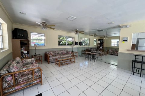 Copropriété à vendre à Pompano Beach, Floride: 1 chambre, 69.58 m2 № 1057998 - photo 10