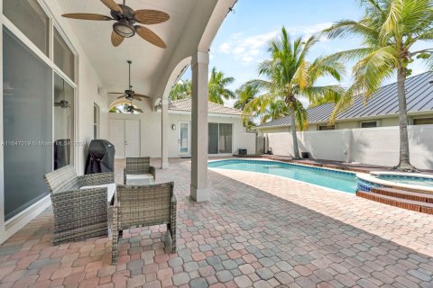 Casa en venta en Miramar, Florida, 4 dormitorios, 287.25 m2 № 1329596 - foto 11