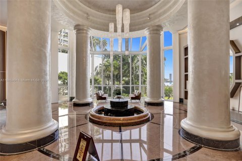 Copropriété à vendre à Aventura, Floride: 2 chambres, 177.26 m2 № 1329597 - photo 11