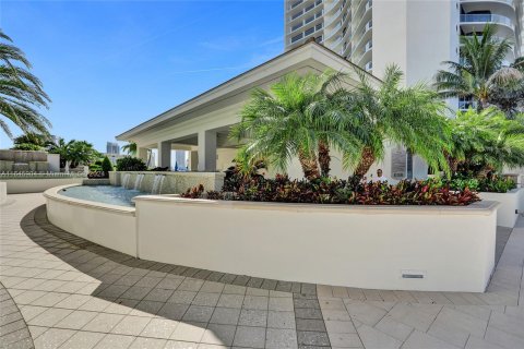 Copropriété à vendre à Aventura, Floride: 2 chambres, 177.26 m2 № 1329597 - photo 23