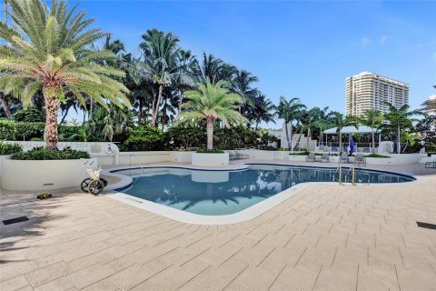 Copropriété à vendre à Aventura, Floride: 2 chambres, 177.26 m2 № 1329597 - photo 19