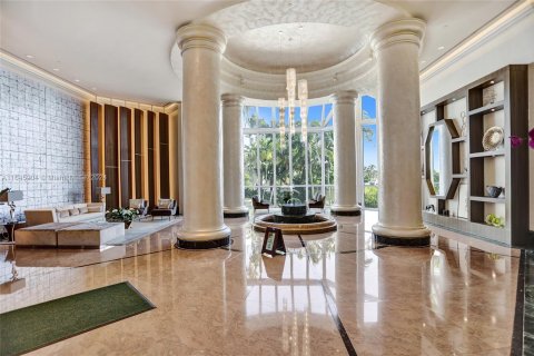 Condo in Aventura, Florida, 2 bedrooms  № 1329597 - photo 9