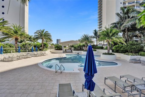 Copropriété à vendre à Aventura, Floride: 2 chambres, 177.26 m2 № 1329597 - photo 21