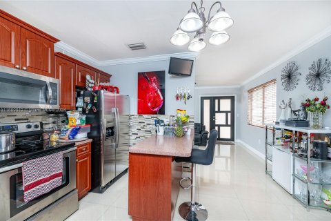 Immobilier commercial à vendre à Miami, Floride: 155.8 m2 № 1388056 - photo 26