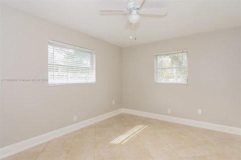 House in Delray Beach, Florida 3 bedrooms, 115.94 sq.m. № 1388055 - photo 9