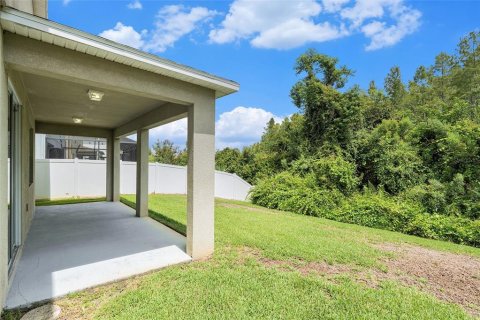 Villa ou maison à vendre à Land O' Lakes, Floride: 4 chambres, 234.95 m2 № 1340600 - photo 23